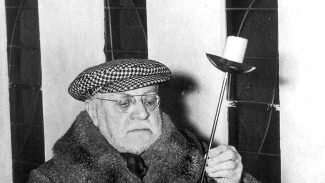 Undated copy photo of artist Henri Matisse.P/ - history impressionist headshot flat cap