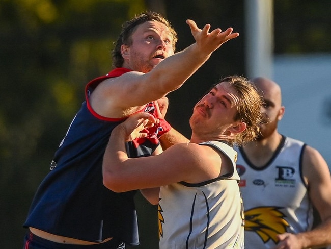 Nick Barro and Clancy Bland battle in the ruck. Picture: Field of View Photography