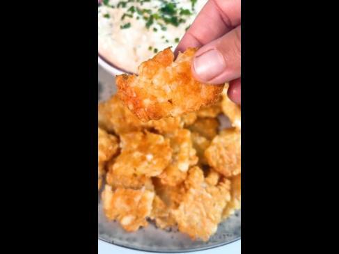 Crispy potato gem chips with bacon French onion dip