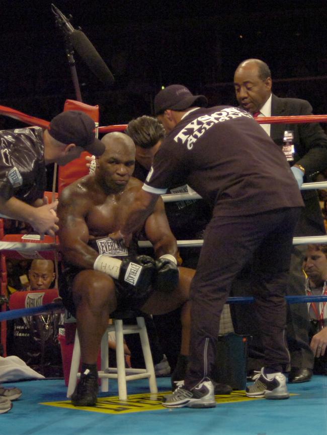 Fenech worked Tyson’s corner late in his career. Picture: John Iacono/Sports Illustrated via Getty Images