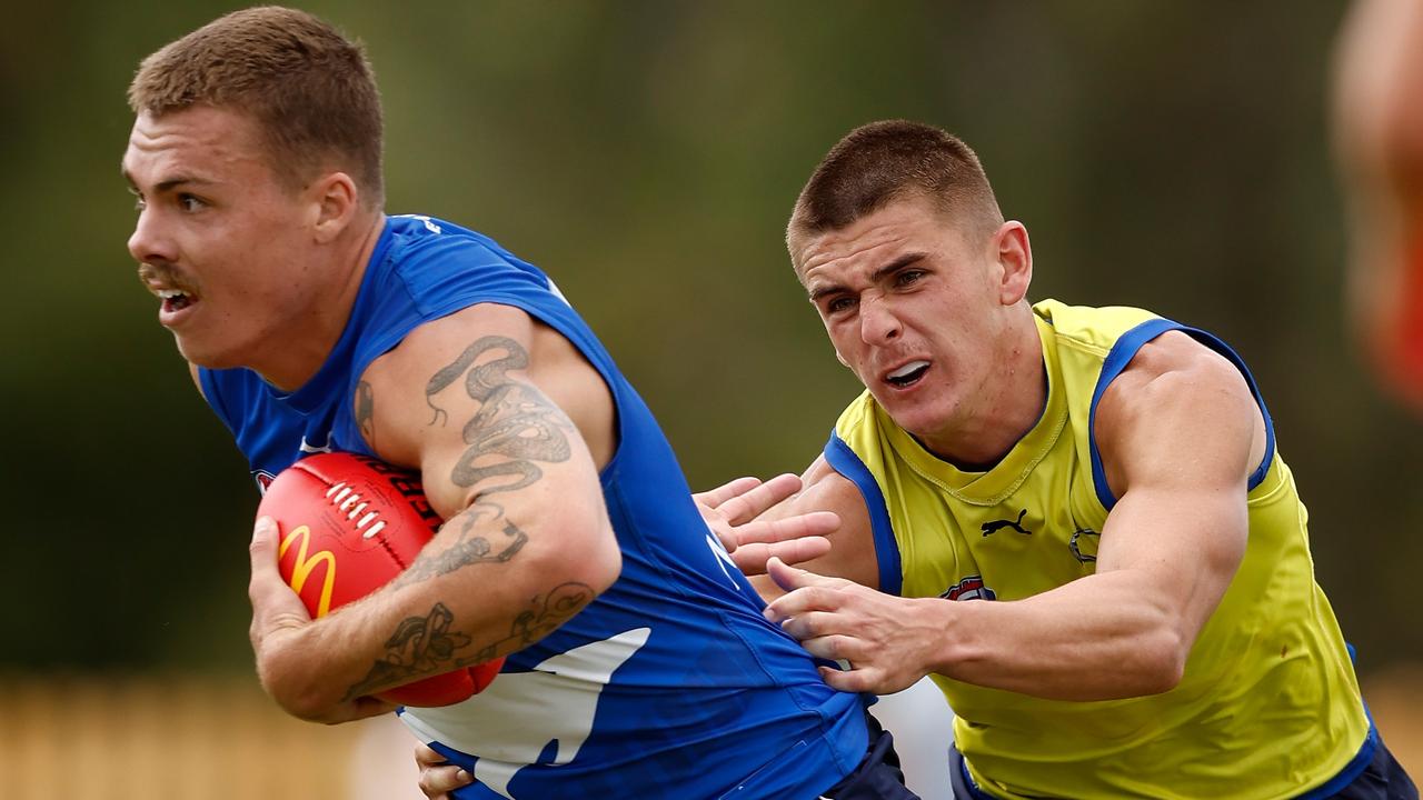 Zurhaar gets away. Picture: Michael Willson/AFL Photos