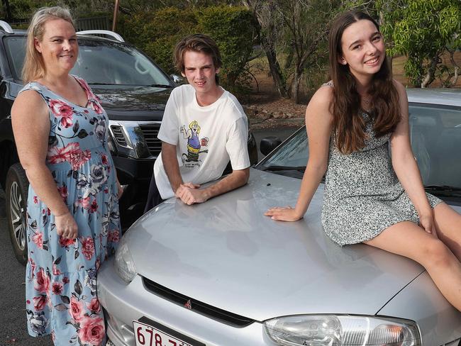 Lindell De Marte and kids ph 0413943409.  (The dad didn't want to be in the photo and never came home and the kids decided they didn't want to use their real names.) Pic Annette Dew