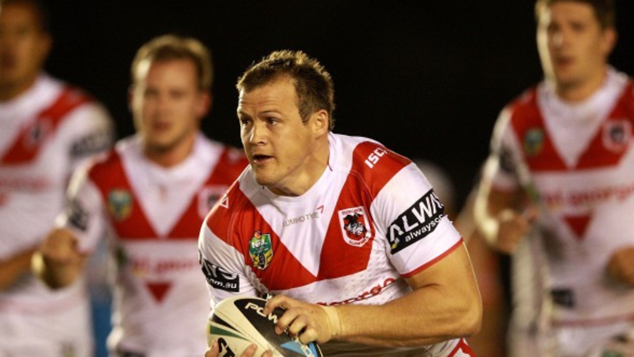 Brett Morris playing for the Dragons in 2014