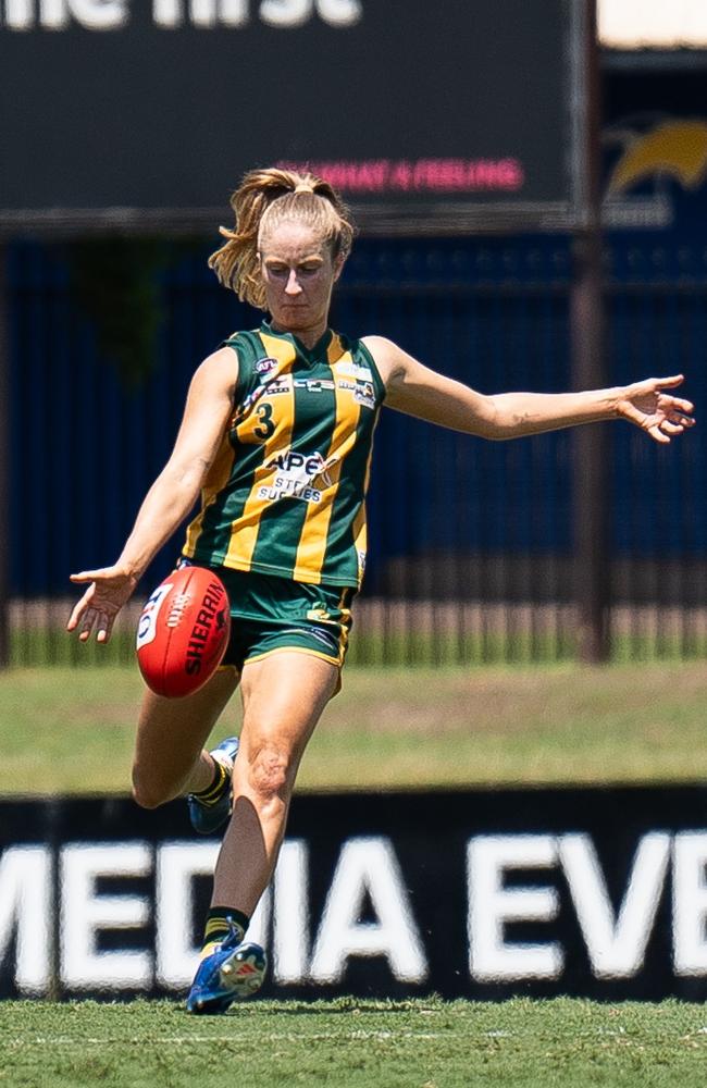 Steph Lawrence playing for PINT in the 2024-25 NTFL season. Picture: Jack Riddiford / AFLNT Media