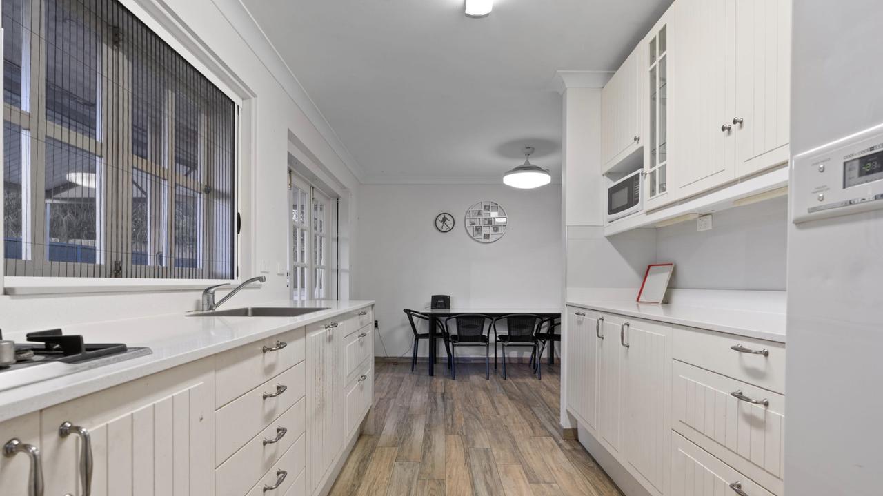 In Perth, <a href="https://www.realestate.com.au/sold/property-house-wa-westminster-145930648" target="_self">43 Esperanto Way, Westminster</a> sold for $600,000 by Adam Naumovski