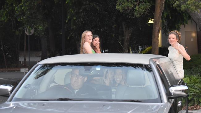 Zara Vass, Felicity Harris, Lizzie Telleman, Jorja Quinn, Sky Carey, Emily White, Makayla Butt, Lola Grehan and Tiana Bourne at the Year 11 Good Shepherd formal, 2022.