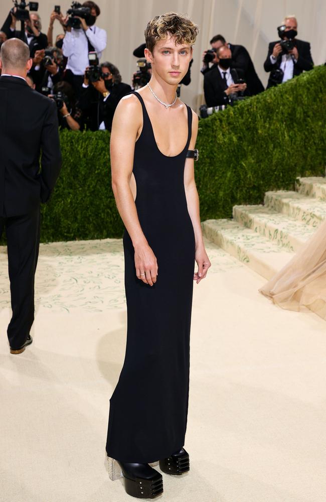 Troye Sivan wearing an Altu slip dress on the steps of the Met. Picture: Getty Images