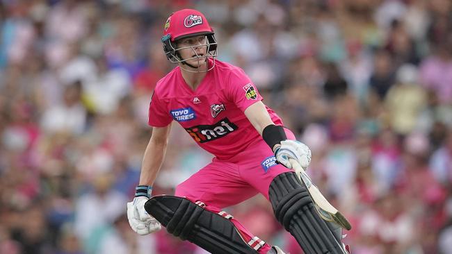 SYDNEY, AUSTRALIA – JANUARY 25: Steve Smith of the Sixers runs during the Big Bash League match between the Sydney Sixers and the Melbourne Renegades at the Sydney Cricket Ground on January 25, 2020 in Sydney, Australia. (Photo by Mark Evans – CA/Cricket Australia via Getty Images)