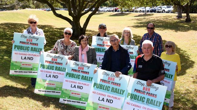 Former councillor Eddy Sarroff and residents of Southport who are against the casino being developed at Carey Park. Photo: Steve Holland.