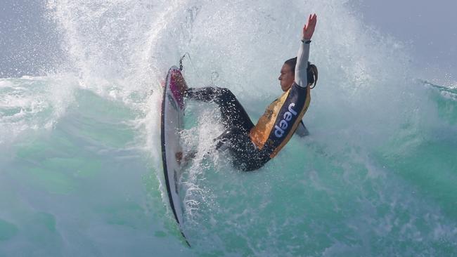 Sally Fitzgibbons leads the world title race going into the finale in Hawaii.