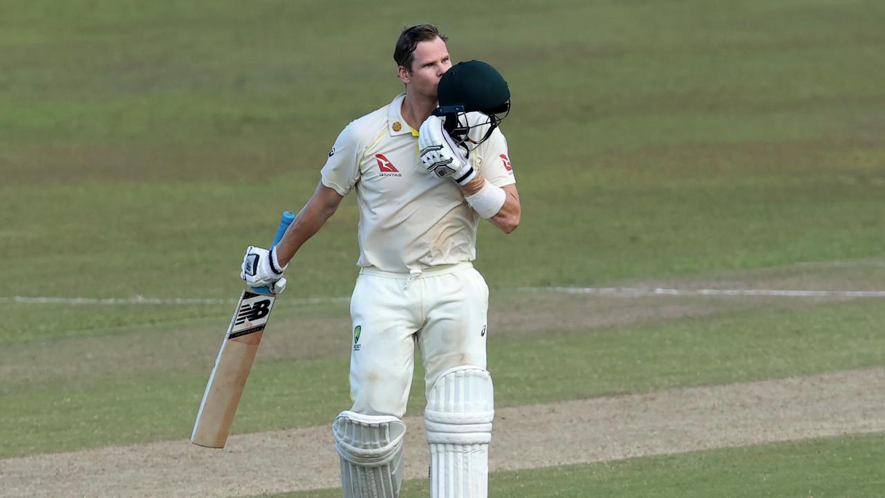 GALLE, SRI LANKA - JULY 08: Steve Smith of Australia celebrates after reaching 100 runs during day one of the Second Test in the series between Sri Lanka and Australia at Galle International Stadium on July 08, 2022 in Galle, Sri Lanka. (Photo by Buddhika Weerasinghe/Getty Images)