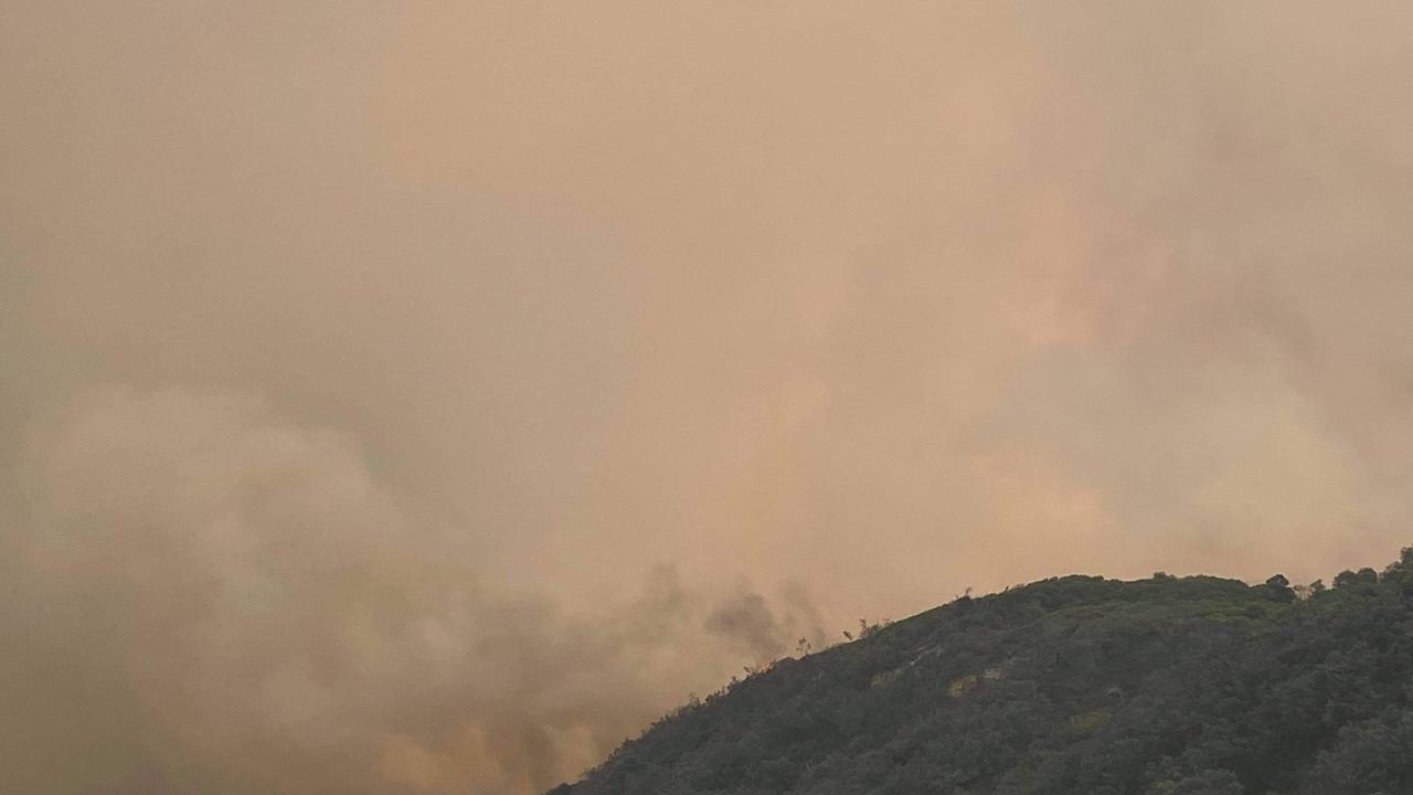 Video of bushfire on Fraser Island | The Courier Mail