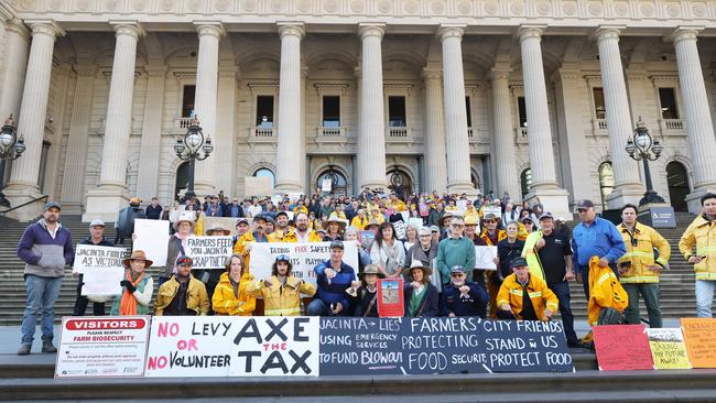 More than 300 farmers attended the rally.