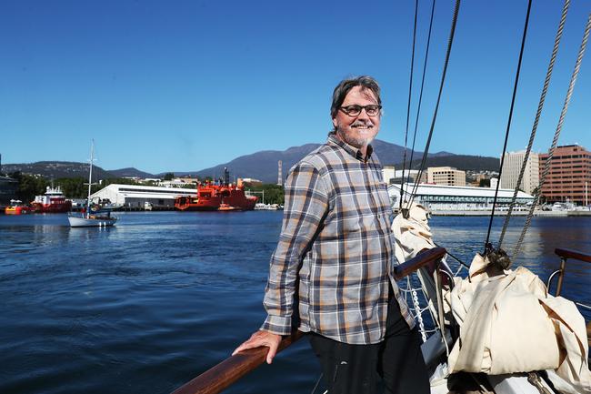 Final voyage out of Hobart for the Aurora Australis. Picture: NIKKI DAVIS-JONES