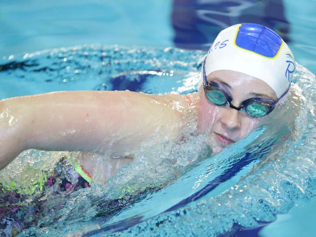 13 year old Georgia Field of Emu Heights is a promising young swimmer.