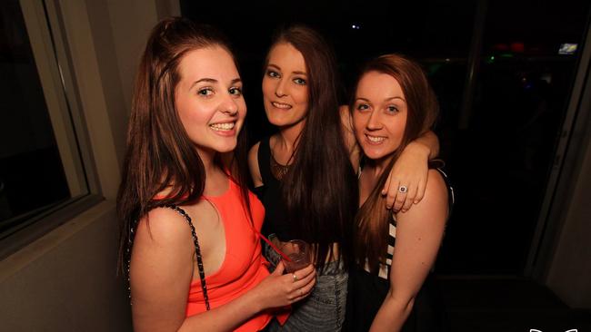 Nightlife at the Eyre Hotel, Whyalla in 2015