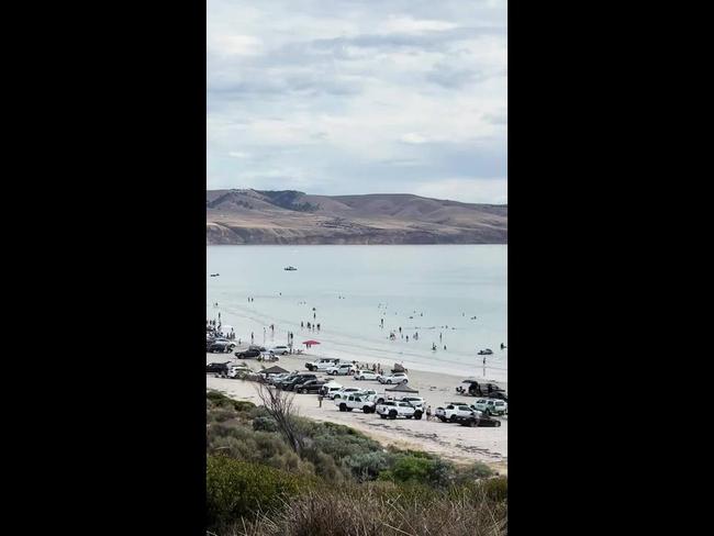 Crowds on Australia Day at Aldinga Beach to Sellicks Beach