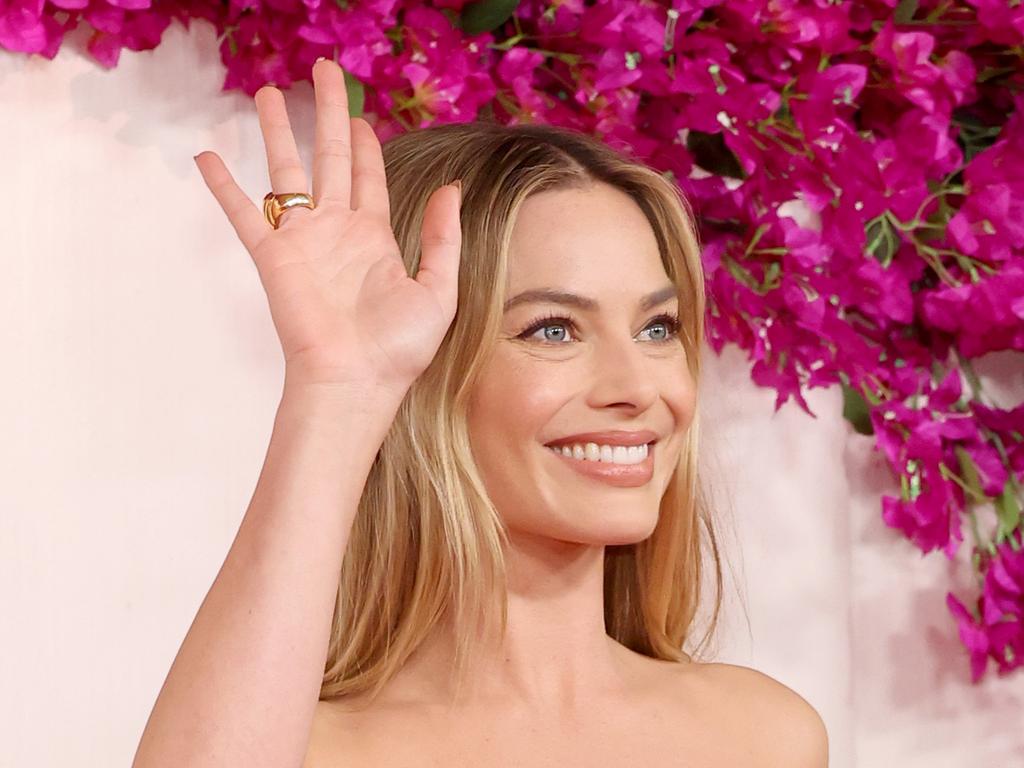 Margot Robbie Stuns During Rare Red Carpet Outing With Husband - Parade