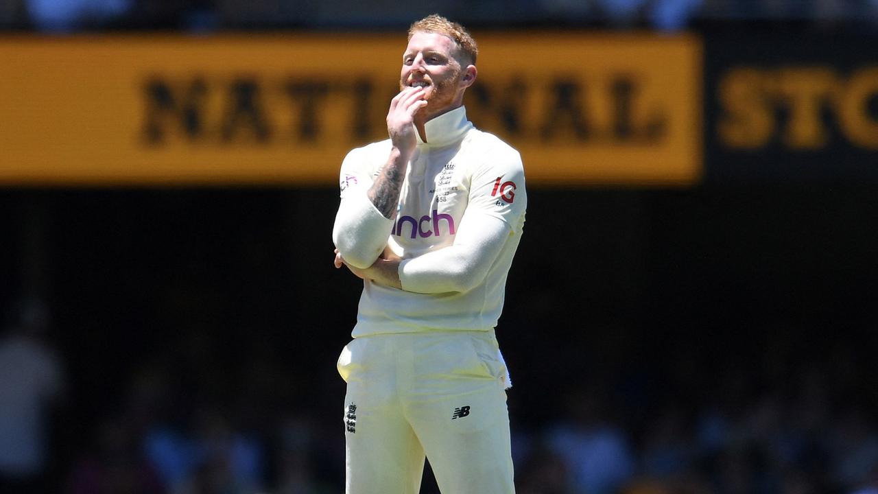 England's Ben Stokes reacts after an unsuccessful delivery during day two of the first Ashes cricket Test match between England and Australia at the Gabba in Brisbane on December 9, 2021. (Photo by Dan PELED / AFP) / -- IMAGE RESTRICTED TO EDITORIAL USE - STRICTLY NO COMMERCIAL USE --