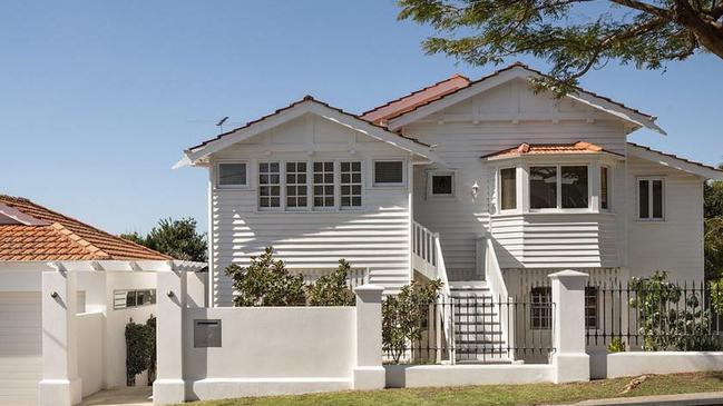 39 Sefton Avenue, Clayfield fetched $3.015m.