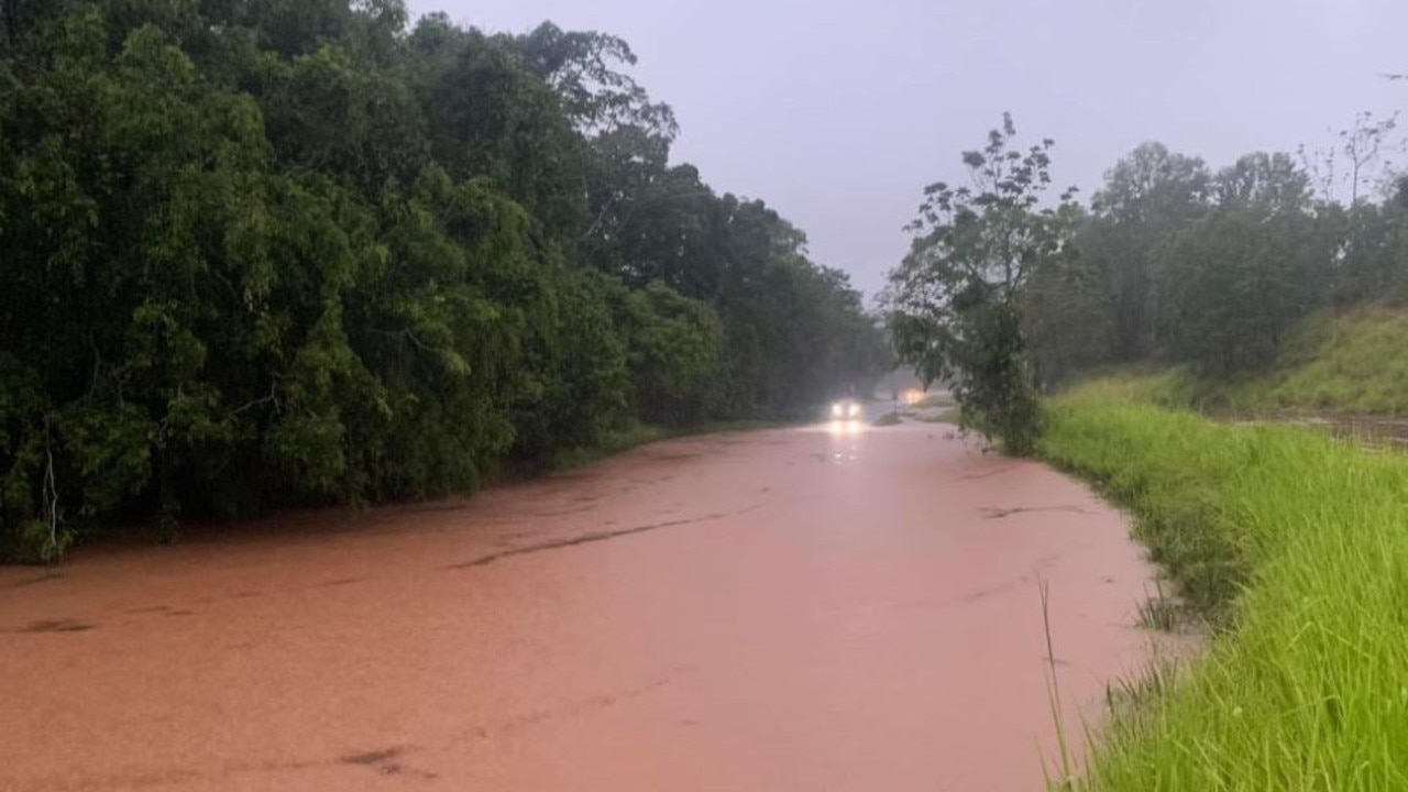 Flooding from the Mulgrave River at Goldsborough. Picture: Heidi Healy