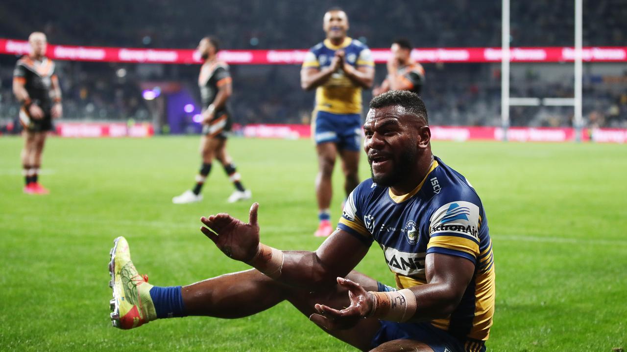 Maika Sivo of the Eels scores a try during the round 11 NRL match between the Parramatta Eels and the Wests Tigers at Bankwest Stadium. Photo: by Cameron Spencer/Getty Images.