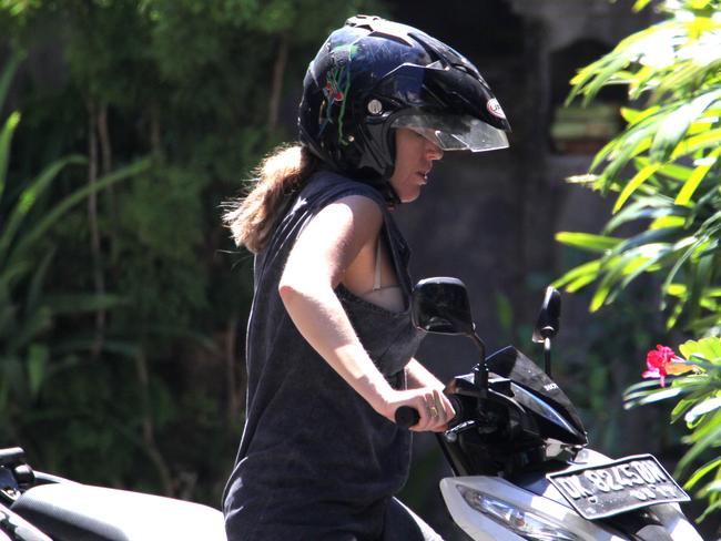 Schapelle Corby's sister Mercedes heads back to the Schapelle's house in Kuta by motorbike. Picture: News Corp Australia