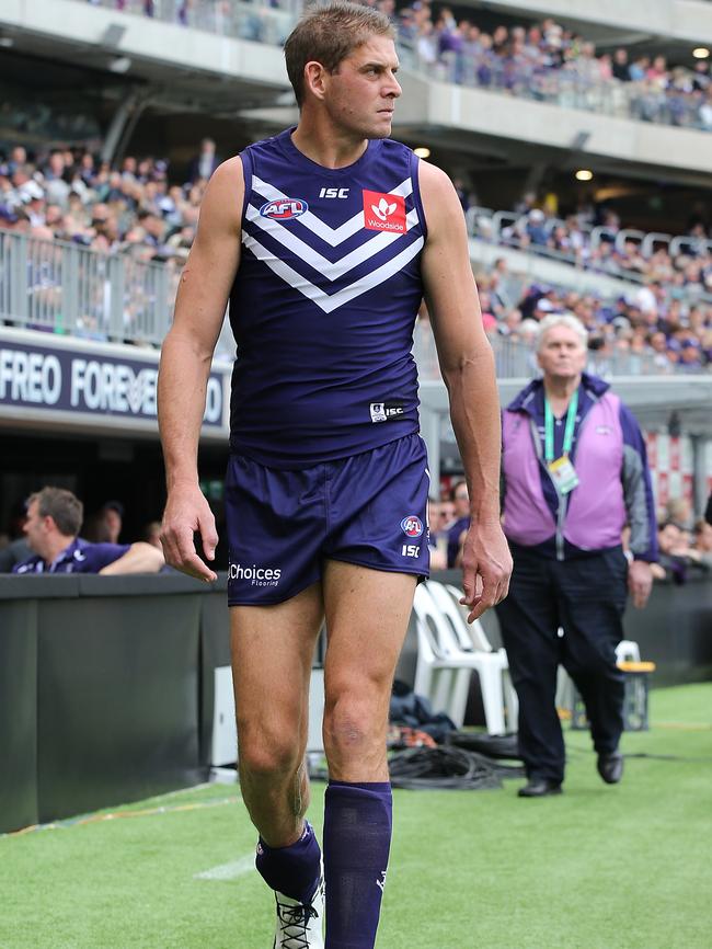 Aaron Sandilands could only watch his team slump. Pic: Getty Images