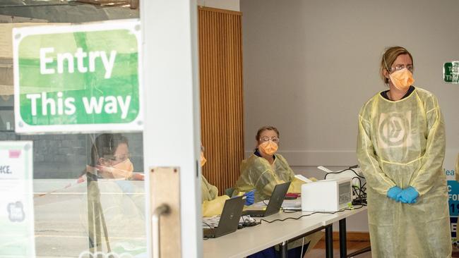 Medical professionals conduct coronavirus testing at Kilmore Soldiers Memorial Hall. Picture: Getty