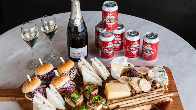 King and Godfree’s Champagne Race Day hamper.