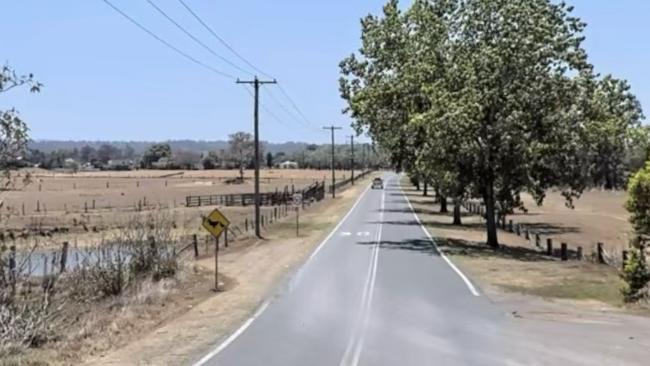 A cancelled driver has been arrested after allegedly taking police on a chase after failing to stop when clocked over the speed limit on Darlington Rd, Singleton on January 17, 2023. Picture: Google Maps