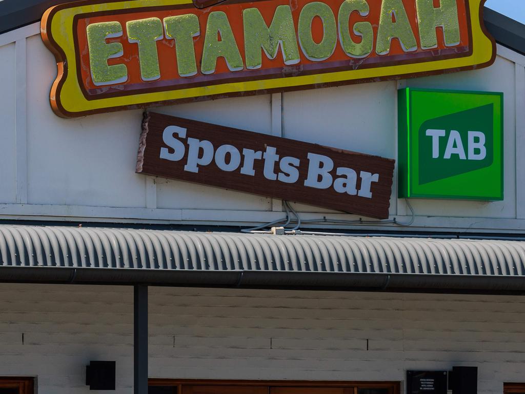 Man Fights For Life After Alleged One-punch Assault At The Ettamogah ...