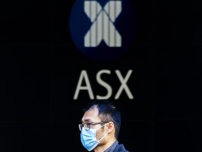 ASX manages to claw back early losses