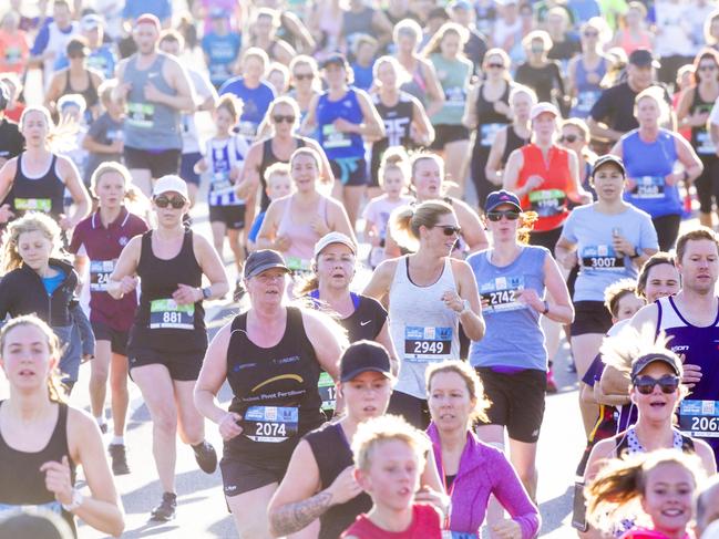 Run the Bridge Fun Run 2020 across Tasman Bridge. Picture: RICHARD JUPE