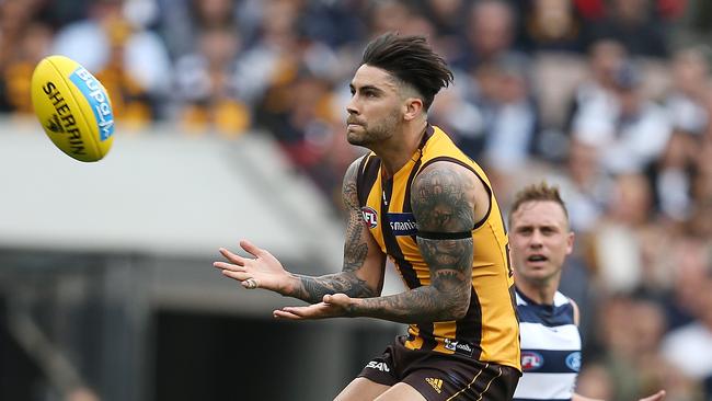 Chad Wingard marks for Hawthorn. Picture: Michael Klein