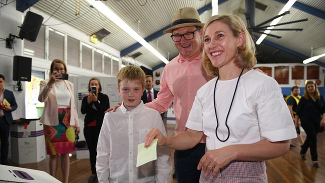 Labor candidate for Wentworth Tim Murray with wife Pauline cast their vote. Picture: AAP