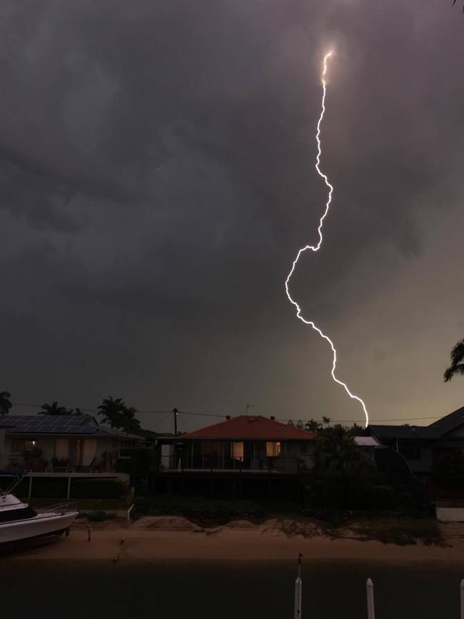 Jordana McMahon took these pics from Broadbeach Waters.