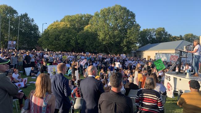 About 1500 people were at the ‘no toxic soil rally’ in Bacchus Marsh. Picture: Josh Fagan