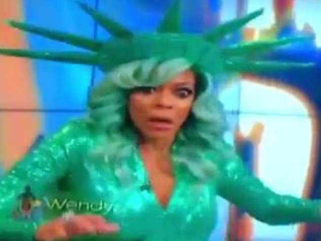 Wendy Williams Faints On Live Tv Dressed As Statue Of Liberty During Halloween Special Herald Sun 1970