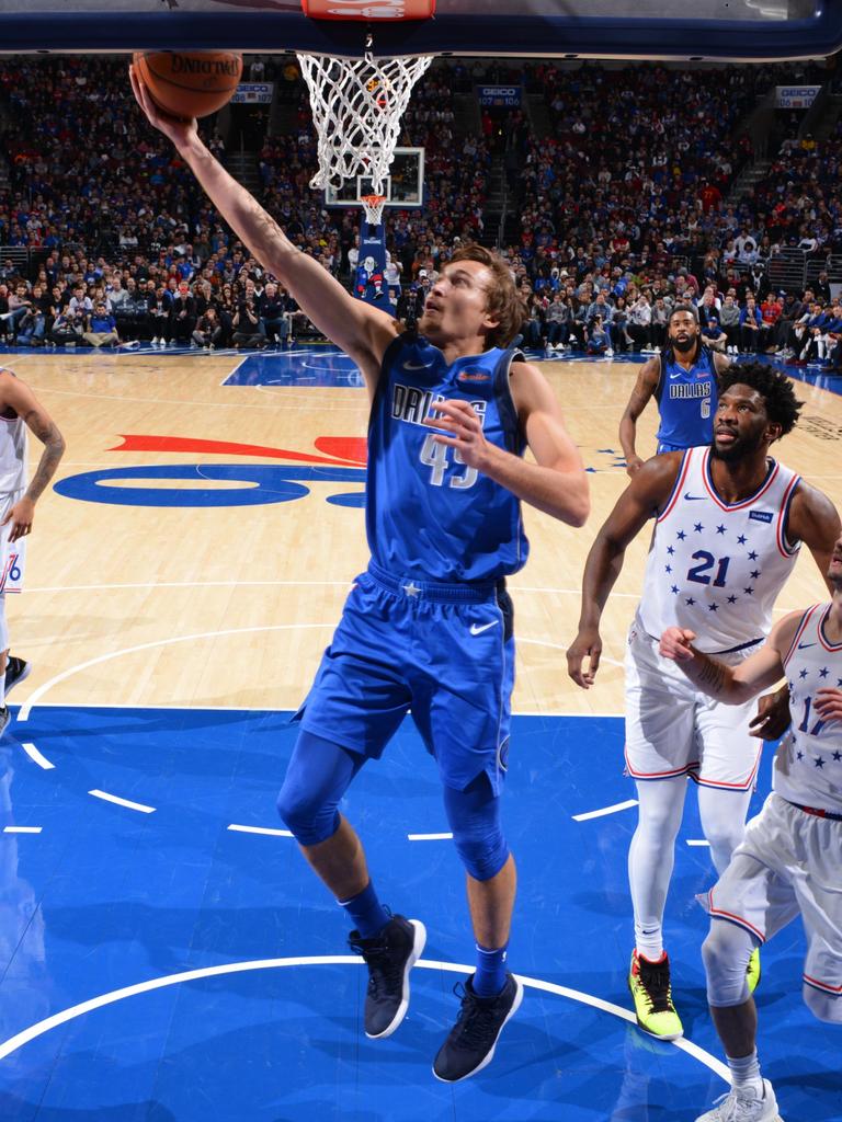 Broekhoff in action for the Dallas Mavericks during a 2019 clash with Philadelphia. Picture: NBAE/Getty Images