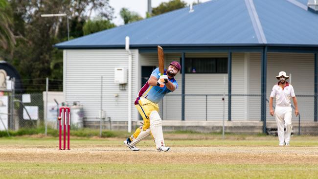 Abe Crawford top scored with 43 from 28 balls.