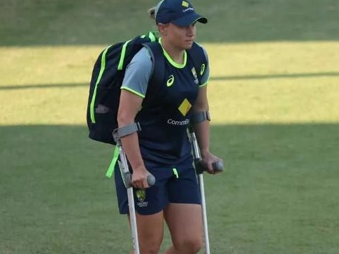 Australian captain Alyssa Healy on crutches