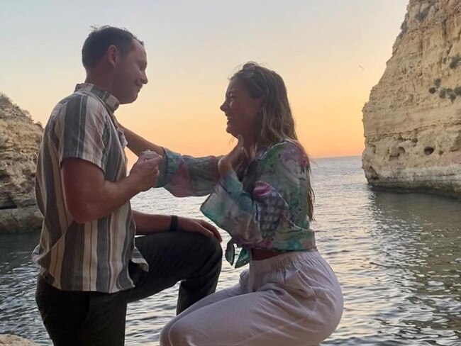 Jack Carter Rhoad proposes to his partner in a heartbreaking image. Picture: Facebook