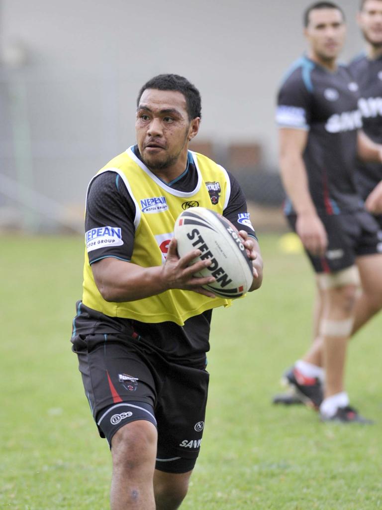 The Penrith Panthers training session following their home game against the Sharks in 2009. Masada Iosefa.