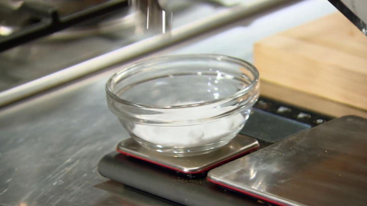 Justin had his scale accidentally set to 'ounces'. Picture: Channel 10