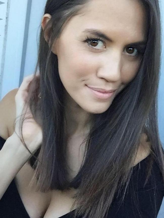 Simona’s ex mourns her aborted baby.