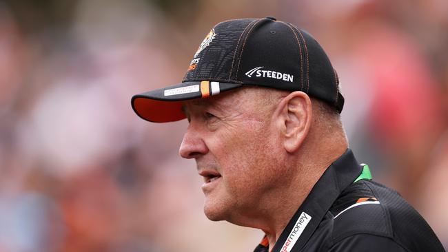 Tim Sheens coaching on the sidelines raised some eyebrows. (Photo by Cameron Spencer/Getty Images)