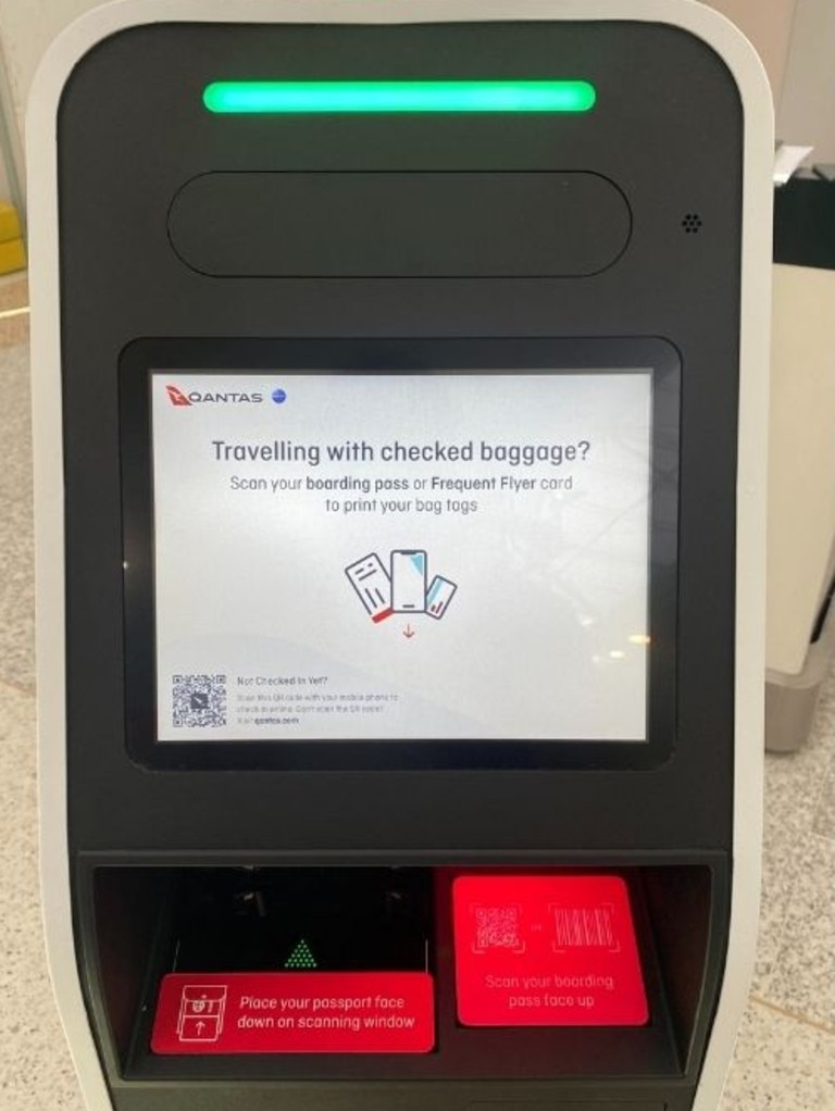 Qantas check in online baggage