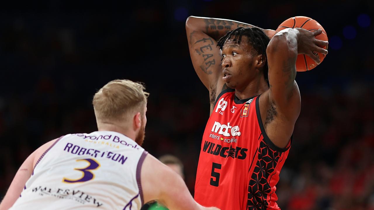 Trades revealed: Experts chase cash in SuperCoach NBL