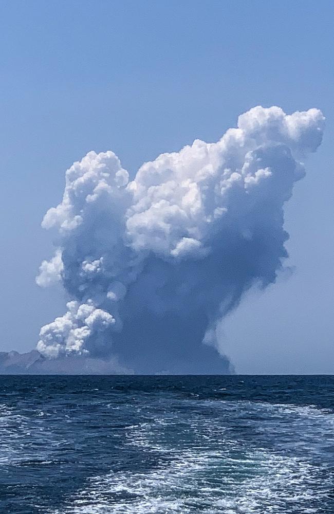 White Island erupting about 2:15pm 09 December 2019. Picture: Jon Arrieta.